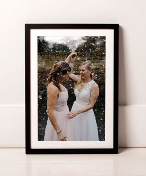 LAMINATED PHOTO FRAME 16x24